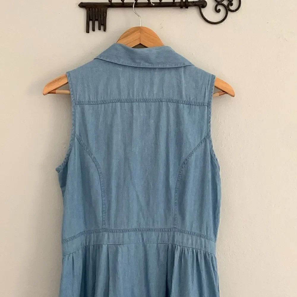 New York and Company chambray fit and flare sleeveless button down summer dress - Picture 8 of 9
